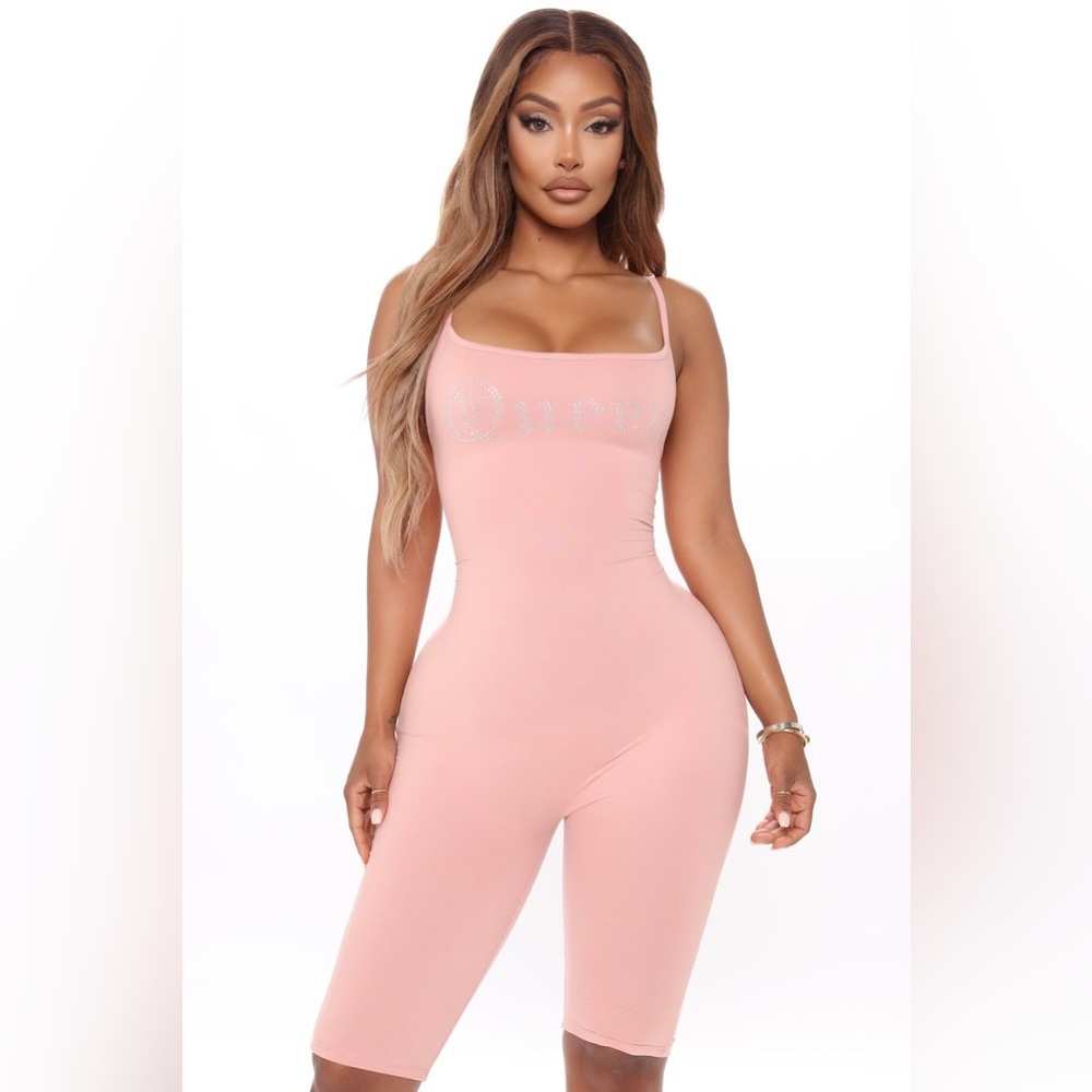 Fashion Nova Mauve Queen Rhinestone Romper Size Small Great Stretch
